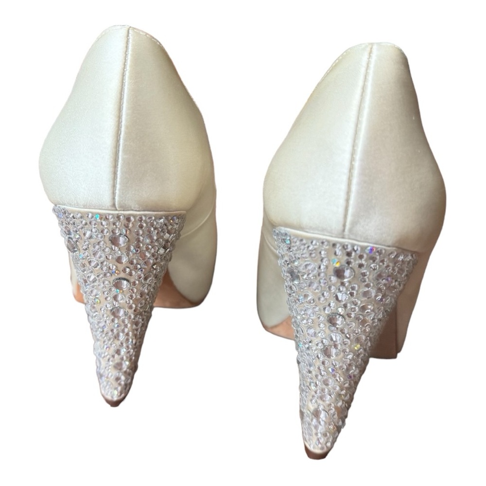 Benjamin Adams London Ivory Size 36.5M - Picture 2 of 10